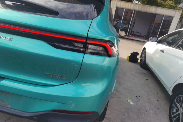 Forthing T5 EVO 2021 car image #8
