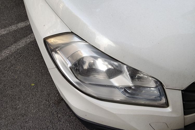 Suzuki S-Cross 2017 immagine di auto #8