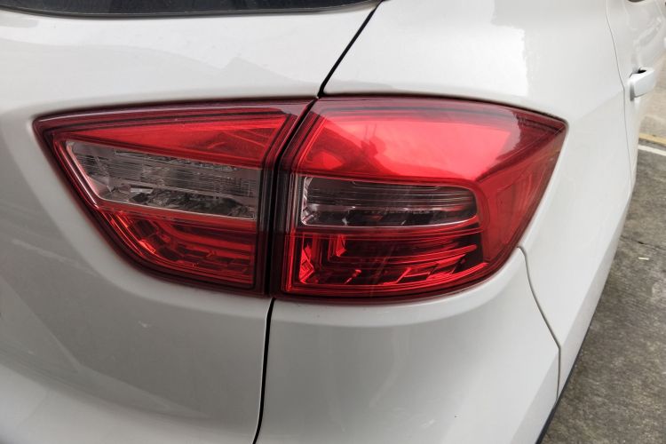 Changan CS15 2017 изображение автомобиля #8