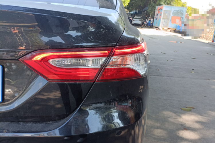 Toyota Camry 2021 car image #8