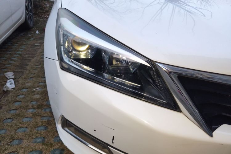 Changan Alsvin V7 2015 car image #8
