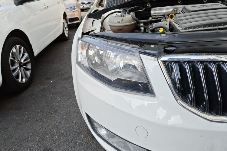 Skoda Octavia 2015 #8 Skoda Octavia 2015 car image #8