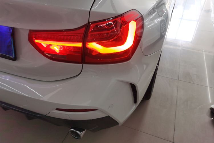 BMW 1 Series 2021 car image #8