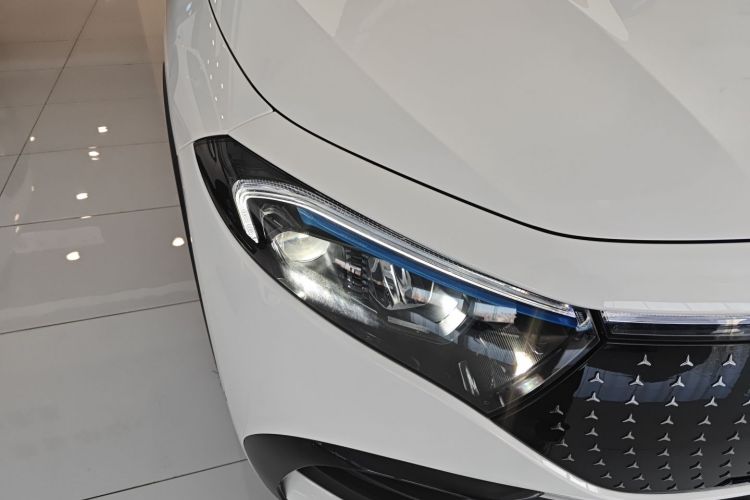 Mercedes-Benz EQA Class 2025 #8 Mercedes-Benz EQA Class 2025 immagine di auto #8