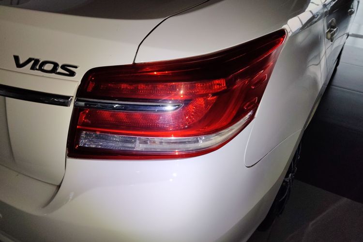 Vios 2017 car image #8
