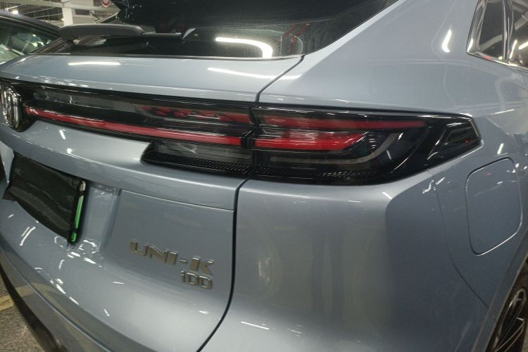 Changan UNI-K iDD 2022 car image #8