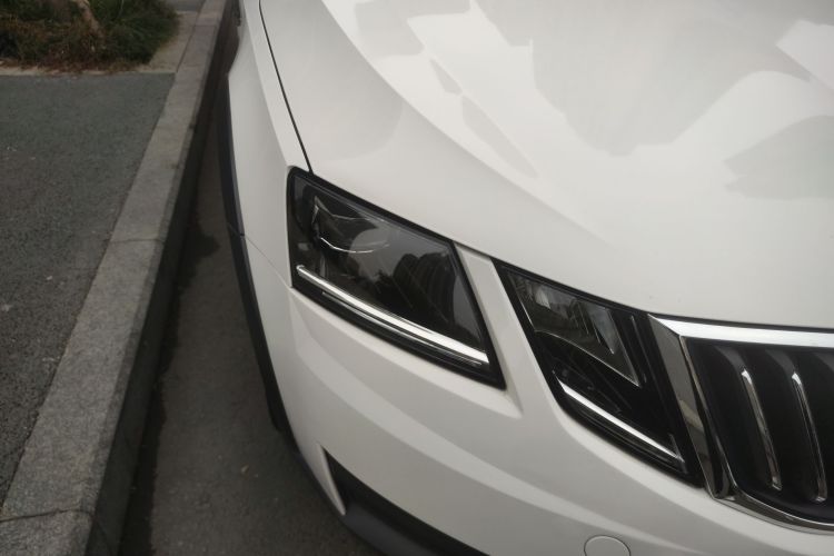 Skoda Octavia 2020 #8 Skoda Octavia 2020 car image #8