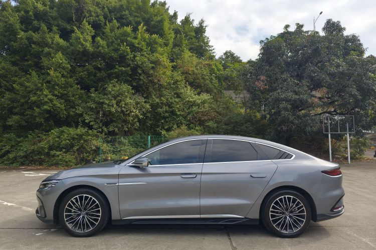 BYD Han 2023 #8 BYD Han 2023 car image #8