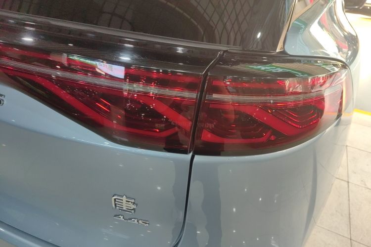BYD Tang New Energy 2023 #8 BYD Tang New Energy 2023 car image #8