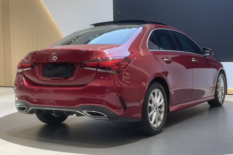 Mercedes-Benz A Class 2020 car image #8