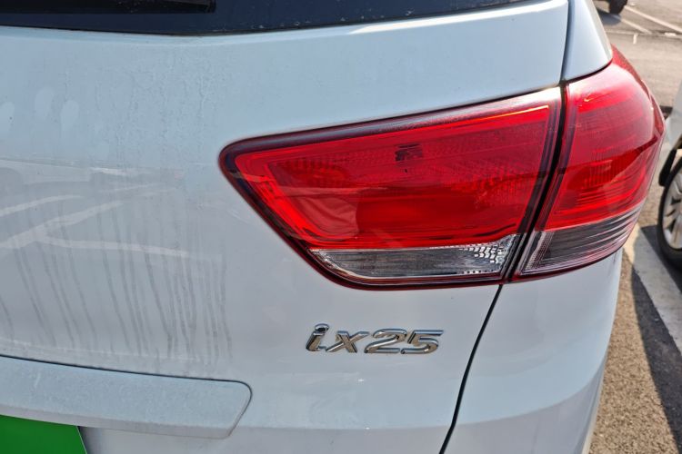 Hyundai ix25 2019 #8 Hyundai ix25 2019 car image #8
