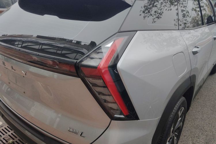 GEELY Boyue L 2023 car image #8