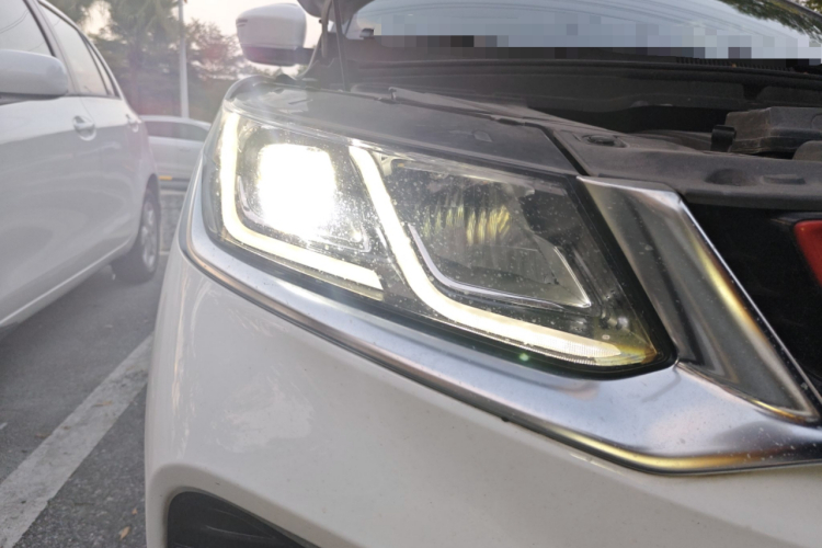 GEELY Coolray 2019 car image #8