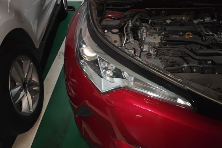 Toyota C-HR 2019 #8 Toyota C-HR 2019 car image #8