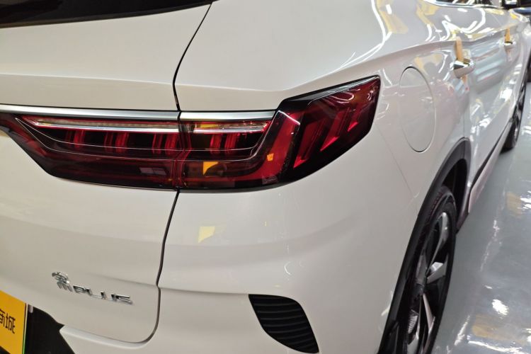 BYD Song Plus New Energy 2022 car image #8