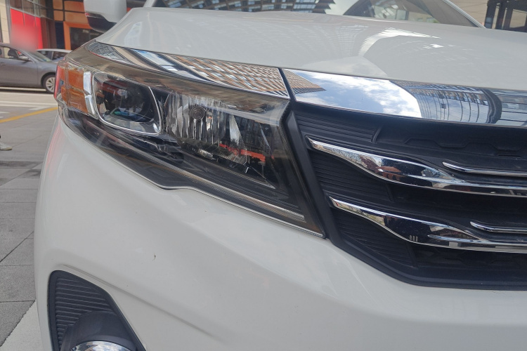 GAC Trumpchi GS3 2020 #8 GAC Trumpchi GS3 2020 car image #8