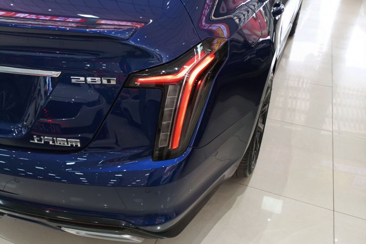 2024 immagine di auto #8