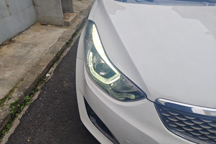 Hyundai Elantra MD 2016 #8 Hyundai Elantra MD 2016 immagine di auto #8