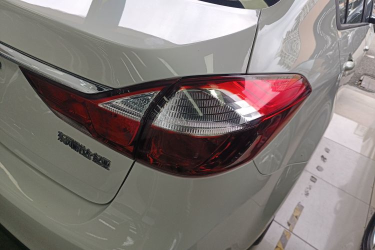 Kia 2017 car image #8