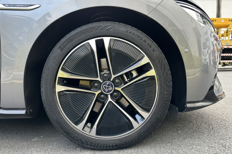 BYD Han 2021 car image #8