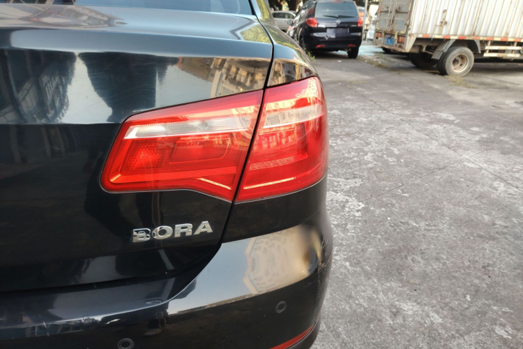 Volkswagen Bora 2016 immagine di auto #8