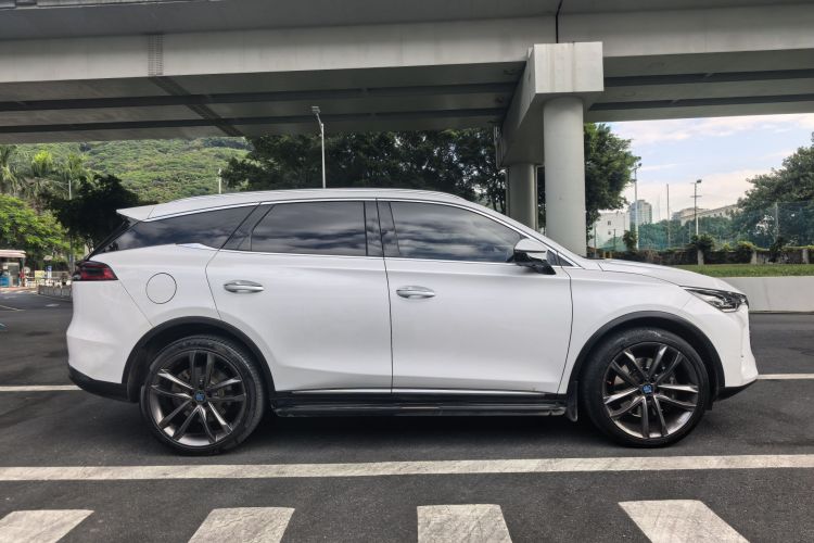 BYD Tang New Energy 2018 #8 BYD Tang New Energy 2018 car image #8