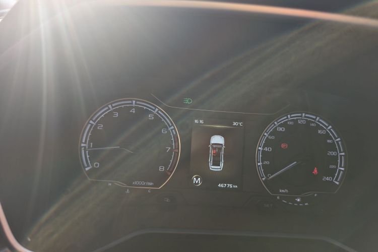 GEELY Vision X6 2019 car image #8