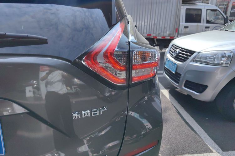 Nissan Murano 2022 immagine di auto #8