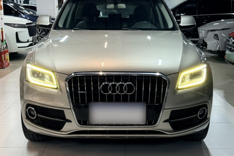 Audi Q5 2018 صورة سيارة #8