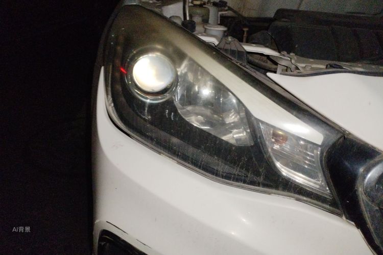 Soueast V5 Lingzhi 2017 car image #8