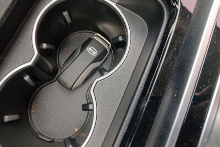 BYD Tang New Energy 2018 #8 BYD Tang New Energy 2018 car image #8