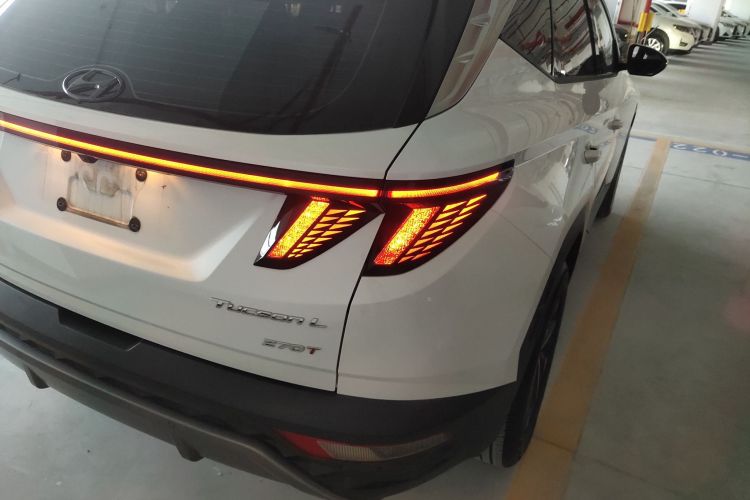 Hyundai Tucson 2021 car image #8