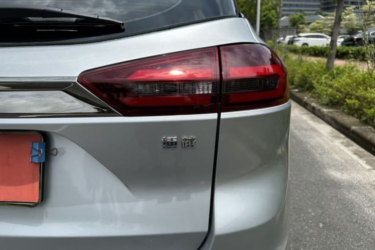 GEELY Boyue 2020 #8 GEELY Boyue 2020 car image #8