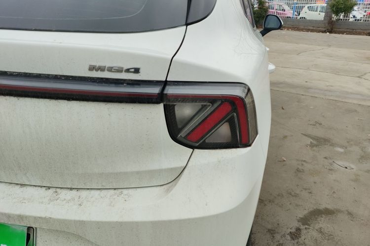 MG 4 EV 2025 car image #8