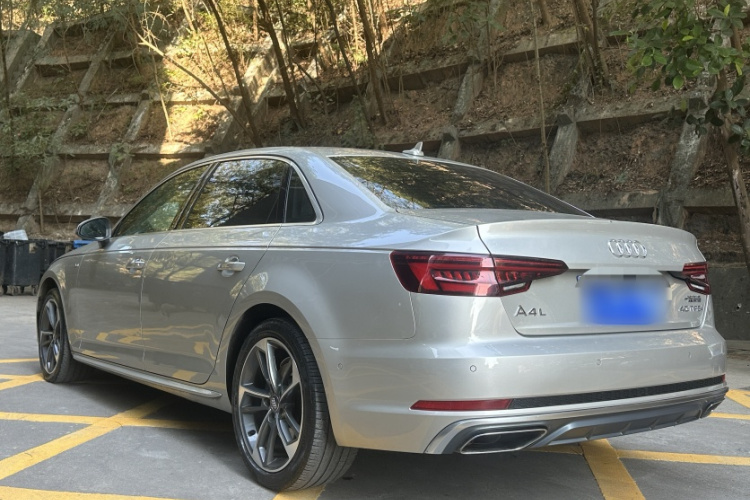 Audi A4L 2020 #8 Audi A4L 2020 car image #8