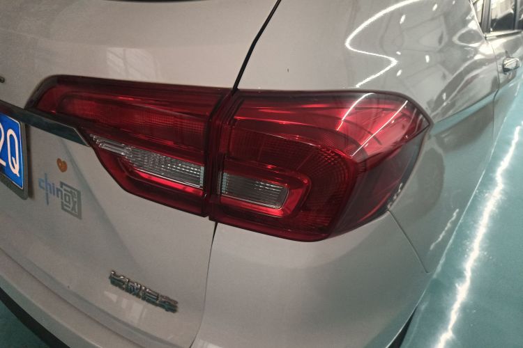 Haval M6 2020 #8 Haval M6 2020 car image #8