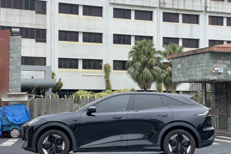 Deepal S07 2025 #8 Deepal S07 2025 car image #8