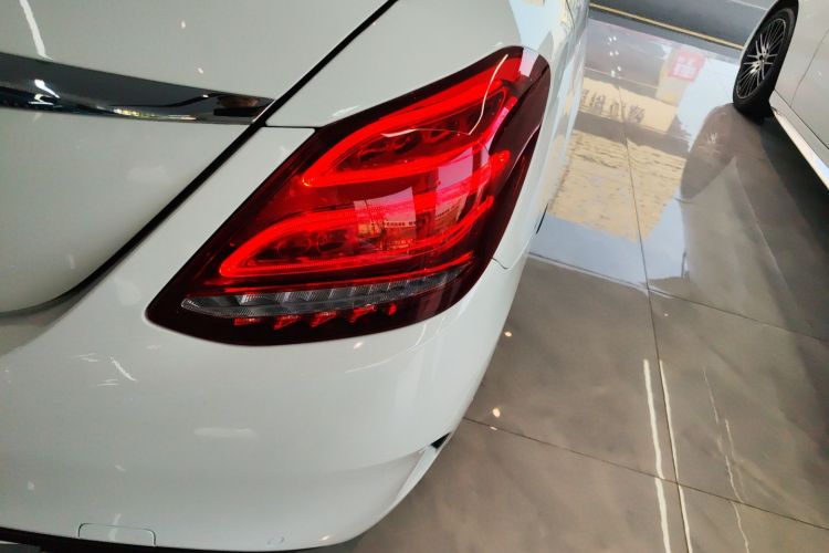 C Class 2018 #8 C Class 2018 car image #8