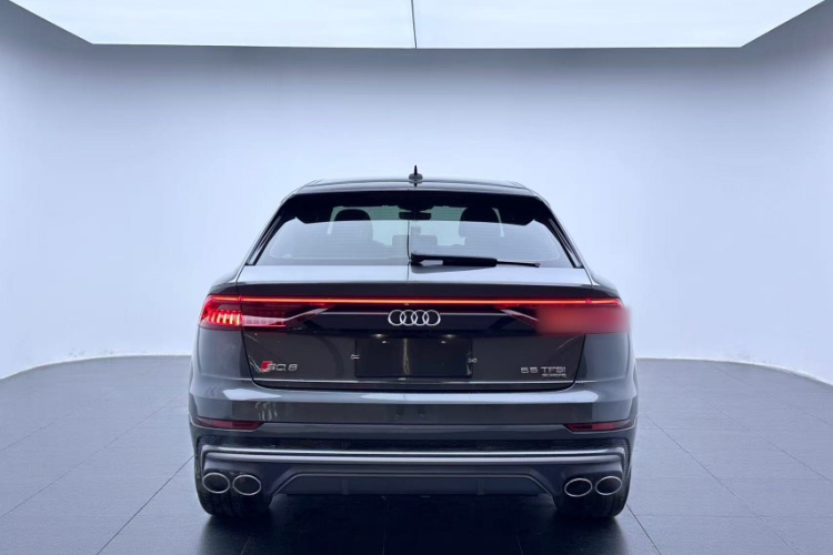 Audi Q8 2019 car image #8