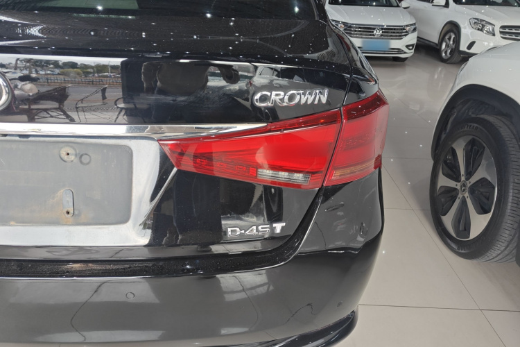 丰田 皇冠 2016 汽车图片 #8