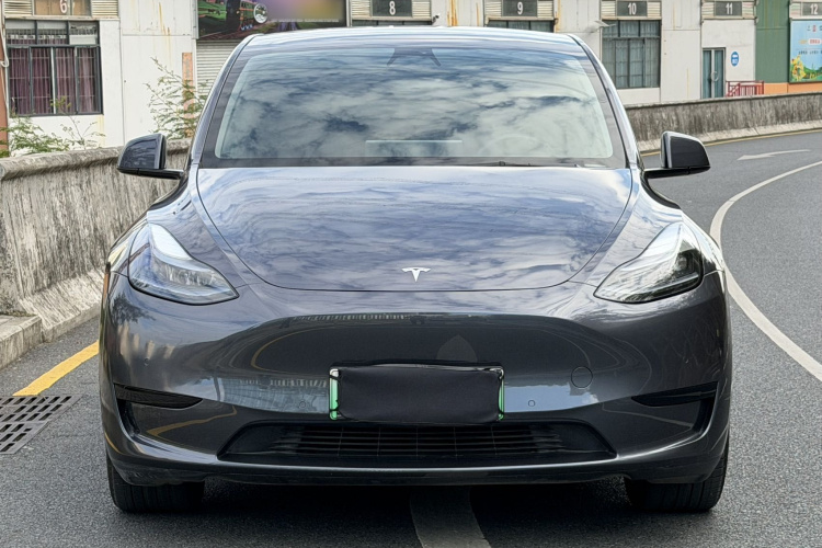 Tesla Model Y 2023 #8 Tesla Model Y 2023 immagine di auto #8
