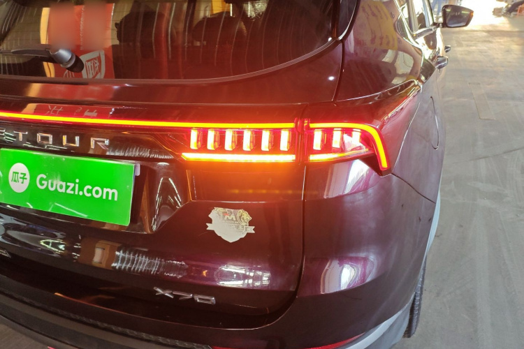 X70 PLUS 2020 car image #8