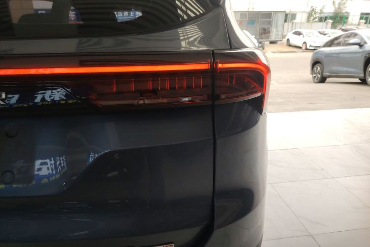 X70 PLUS 2022 car image #8