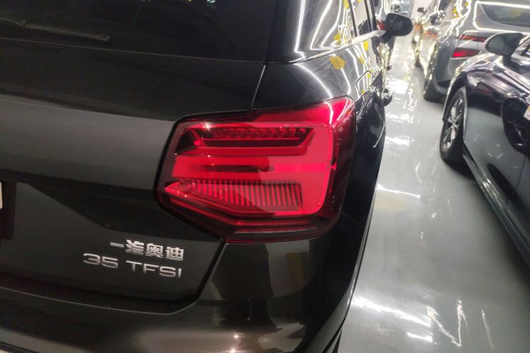 Q2L 2022 car image #8