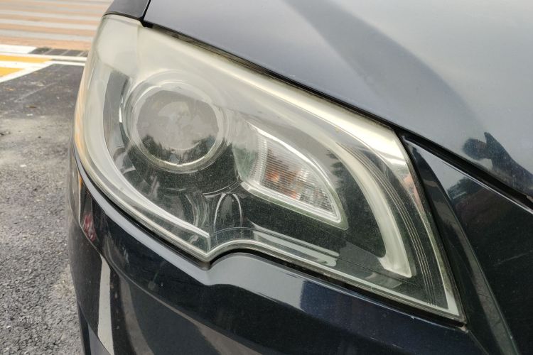 Toyota Corolla (Classic) 2015 #8 Toyota Corolla (Classic) 2015 immagine di auto #8