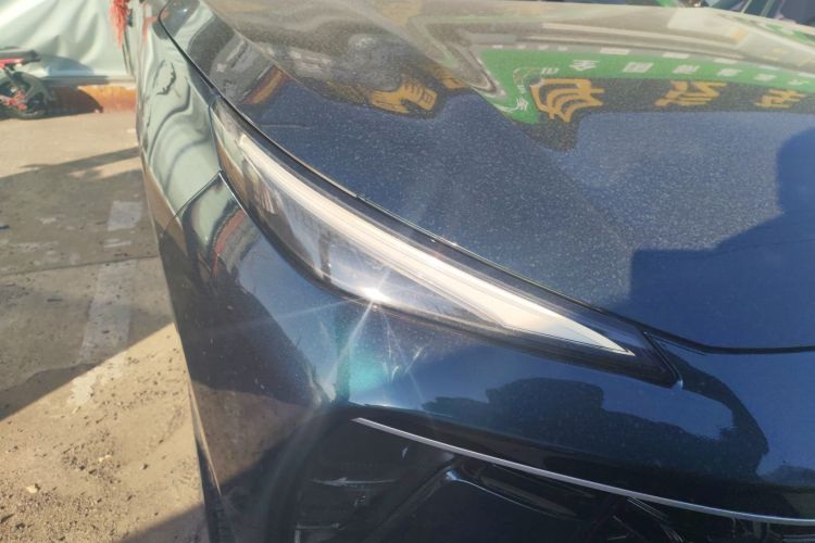 T5 2022 car image #8