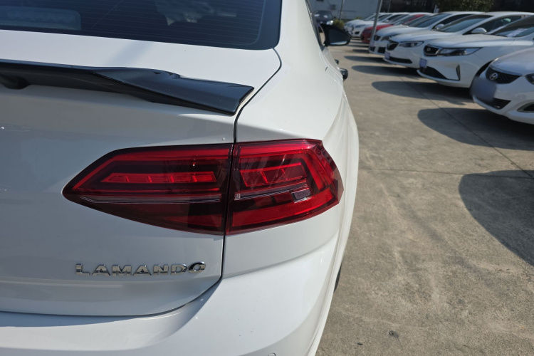 Volkswagen Lamando 2022 immagine di auto #8