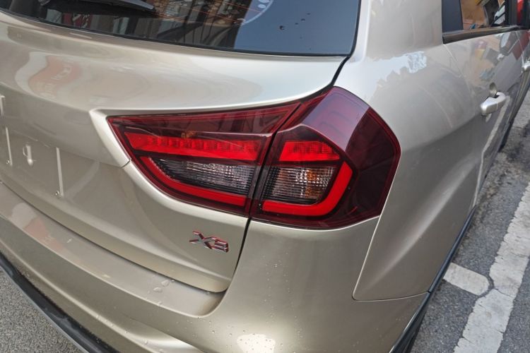 Vision X3 2020 car image #8