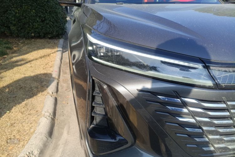 Changan CS75 Plus iDD 2023 car image #8