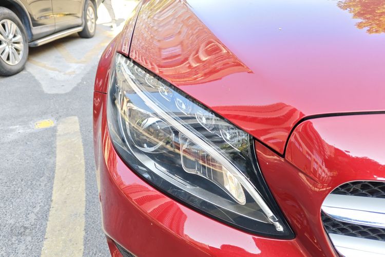 Mercedes-Benz C Class 2018 car image #8